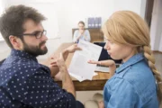 Paternité : la différence entre « participant » et « co-auteur » d'un document de recherche