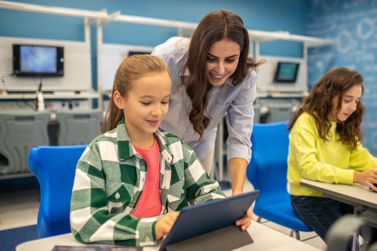 Jeux vidéo et plateformes interactives à l'école : comment retenir l'attention des élèves