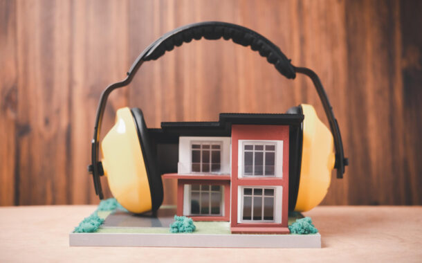 Isolation acoustique et efficacité énergétique : comment les indices Rw et Uw créent un espace propice à un apprentissage efficace et à la concentration