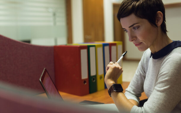 Contrôle de l'originalité, bibliographie et services numériques dans les publications scientifiques