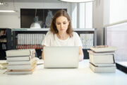 Fusionner les doublons dans Google Scholar ou comment préserver l'exactitude des données bibliométriques