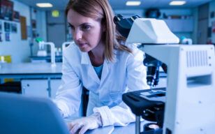 Aspects éthiques et règles de description des expériences biomédicales