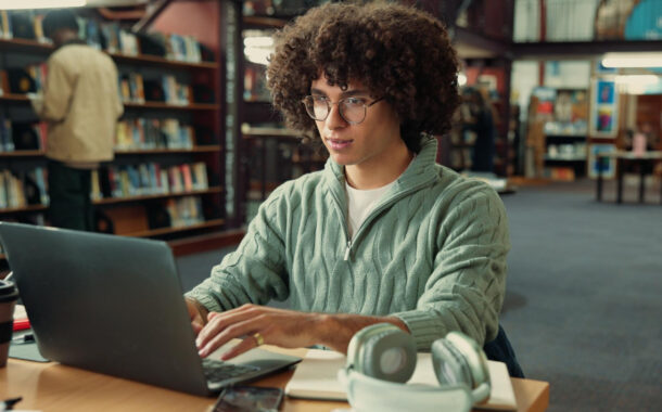 Comment assurer la visibilité d’un article scientifique sur Internet